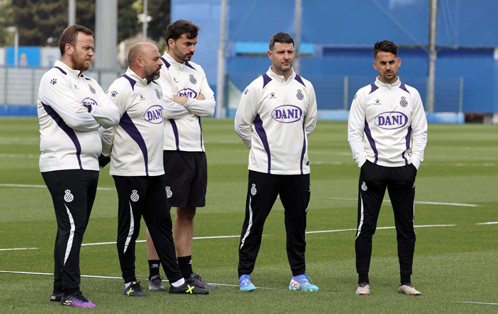 El Espanyol avanza en su preparación si Oliván ni Gragera