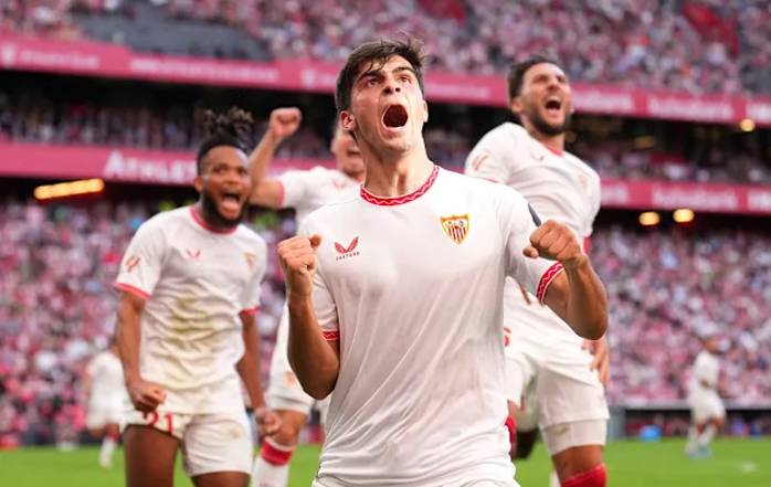 El Napoli sube su oferta por Juanlu y convence al Sevilla
