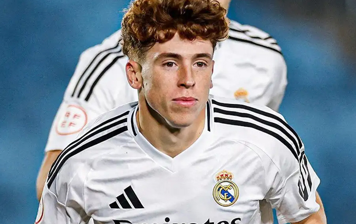 Osasuna cierra el fichaje en propiedad de Víctor Muñoz